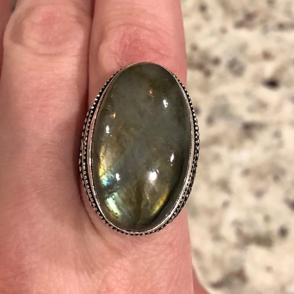 Laboradite ring